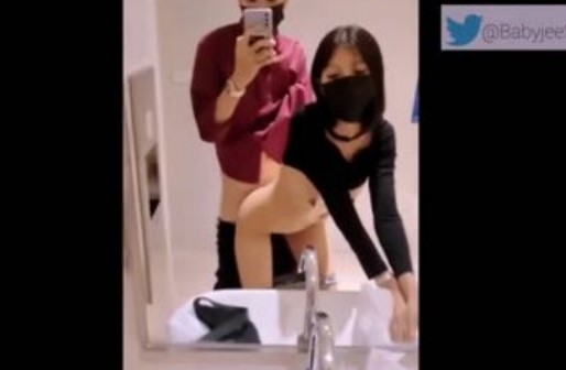 Dua Abg Teman Sekantor Lagi Ngentot