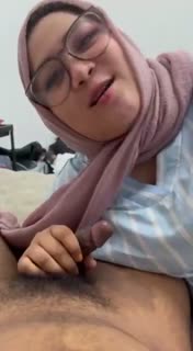 Ayang Hijab Gemoy Nyep0ng Ekspresinya Lucu – Join Tele @lupabelum.mp4