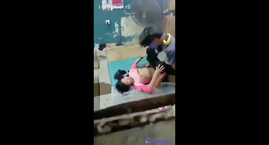 Bukannya di jagain malah direkam ama temennya